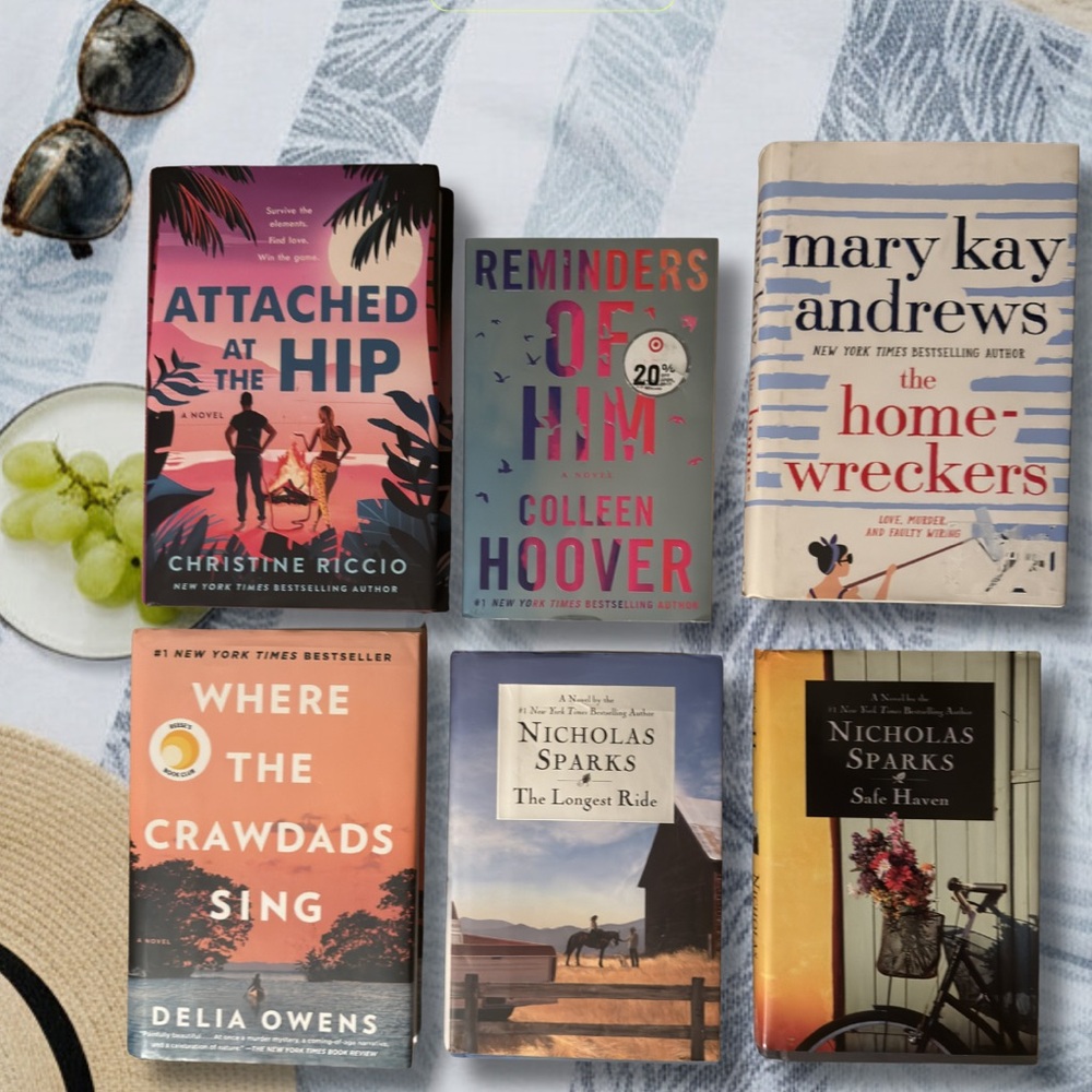 Beach Read Book Bundle | Colleen Hoover + Nicholas Sparks + Mary Kay Andrews